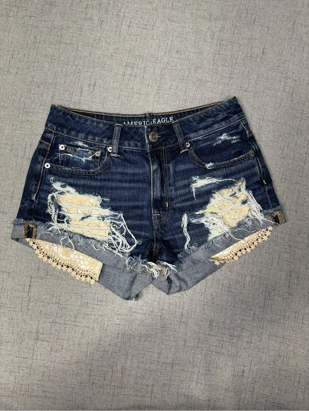 American Eagle Outfitters Hi Rise Festival Jean Shorts Lace Destroyed Size 2/4